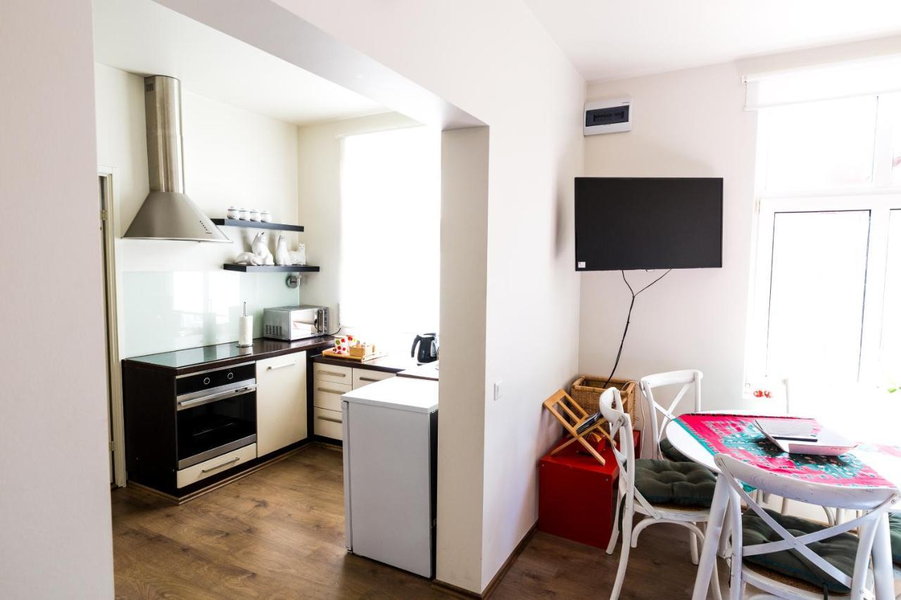 Karusselli Beach Apartment Pärnu Esterno foto