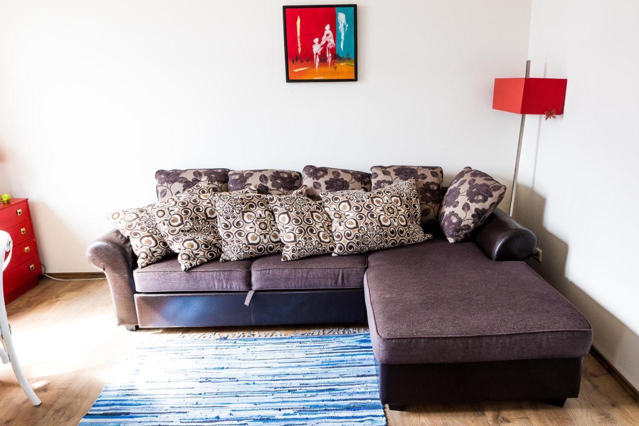 Karusselli Beach Apartment Pärnu Esterno foto
